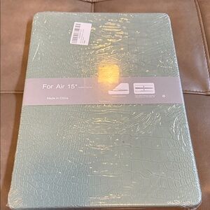 Sleek Mint Laptop Hard Plastic Case and Keyboard for Air 15"